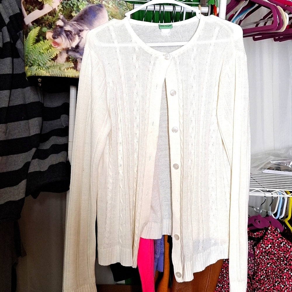 SARA MORGAN WHITE BUTTON DOWN SWEATER LARGE